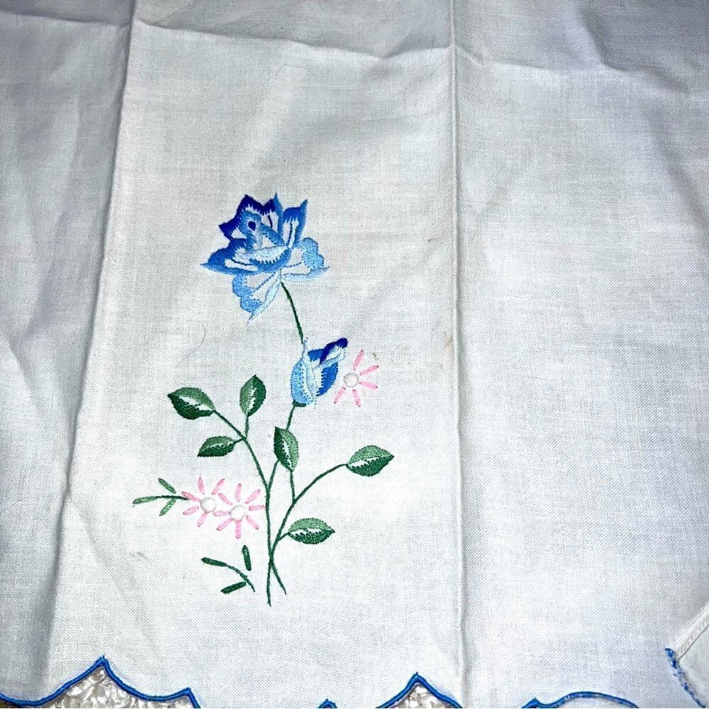Vintage hand embroidered hankie